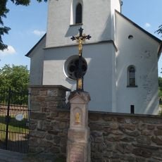 Kříž v Rohozné za kostelem svatého Erasma