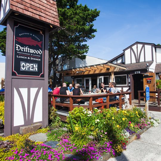 Driftwood Restaurant & Lounge