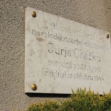 Gedenktafel für Jurij Chěžka in Horka
