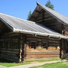 Дом-двор Русиновых (Малые Корелы)