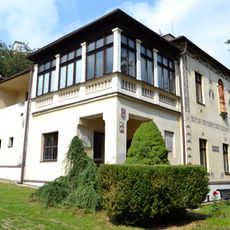 Vila Dominika Skuteckého, záhrada