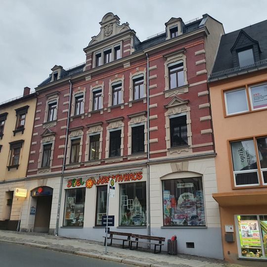 Mietshaus in geschlossener Bebauung Hauptmarkt 2