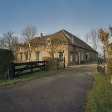 Gebrokendijk 6, Goudswaard