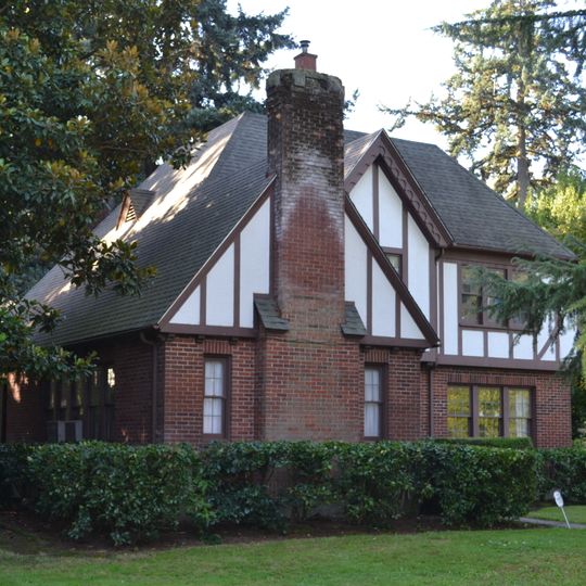 Wallace and Glenn Potter House