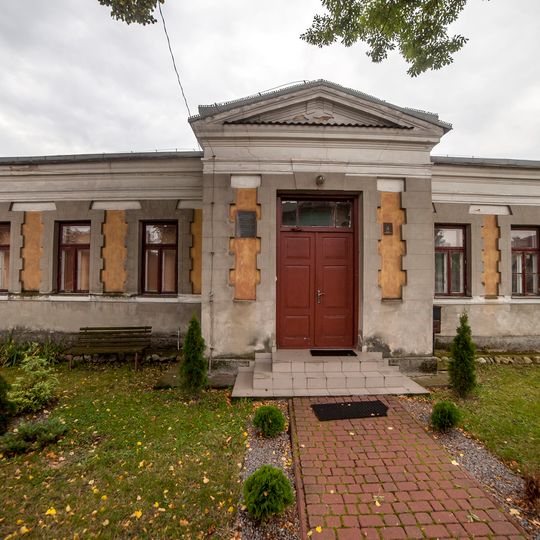 Plebania stara, Rynek 17B w Puchaczowie