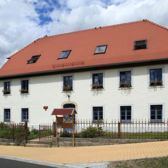 Pfarrhaus Diehsaer Straße 1