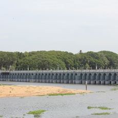 Kallanai Dam
