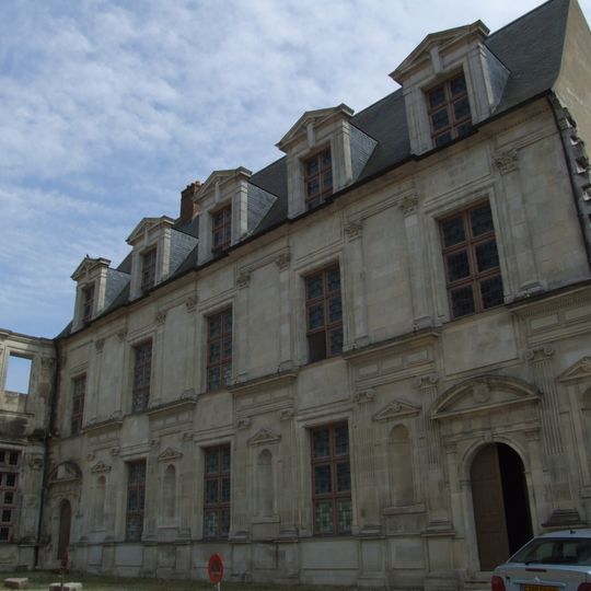 Château des Gondy à Joigny