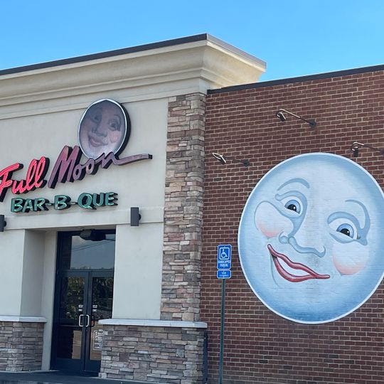 Full Moon Bar-B-Que