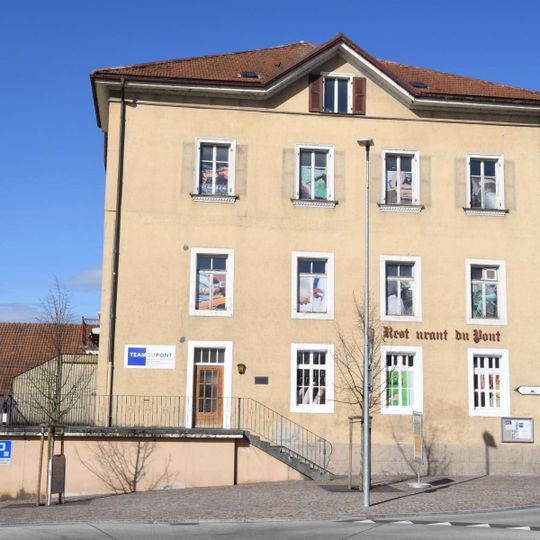 Former Hotel du Pont