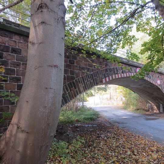 Eisenbahnbrücke über die Altendorfer Straße in Chemnitz