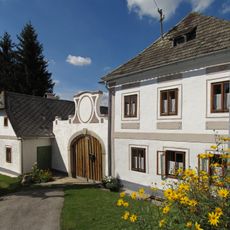 Wohn- und Wirtschaftsgebäude, ehem. Gasthaus