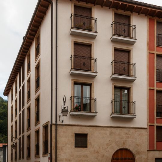 Iparraguirre 38 etxea, Urretxu