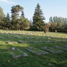 Pamätník Nicovô na Hájoch, cintorín vojnový