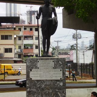 Statue of Mohandas K. Gandhi in Panama