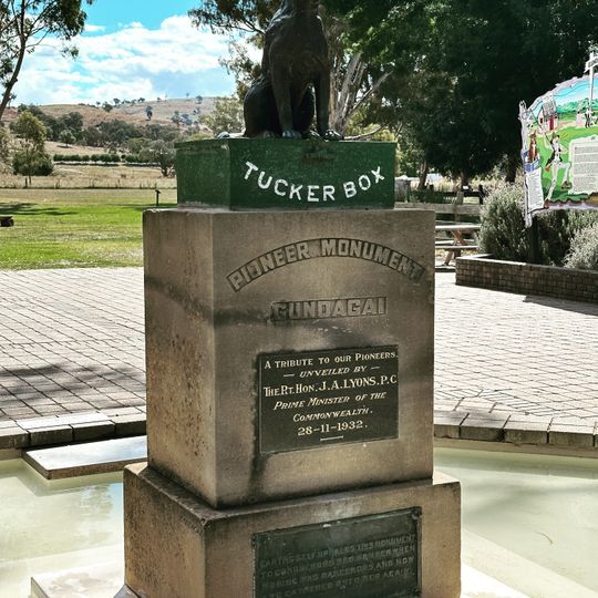 Dog on the Tuckerbox