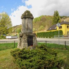 Pomník padlým v Bratrušově