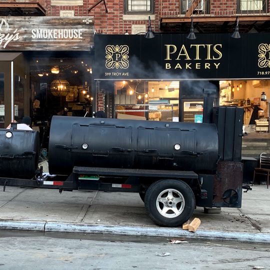 Izzy's Brooklyn Smokehouse