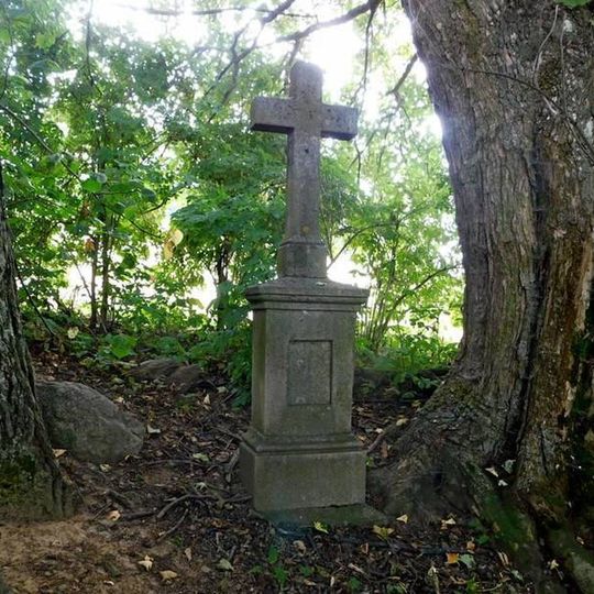 Kříž v poli západně od Krasoňova