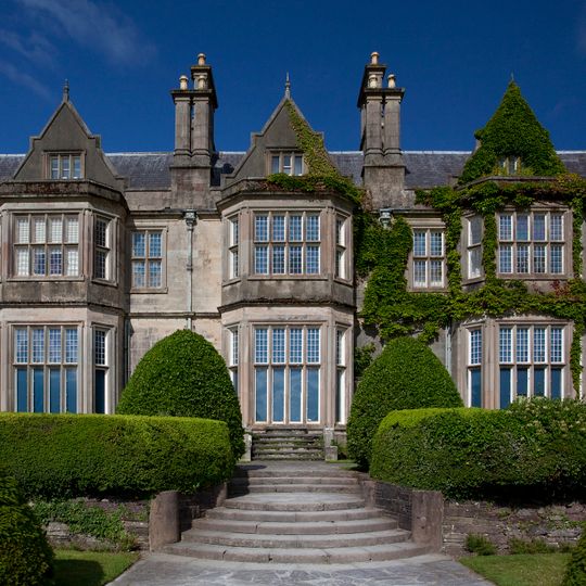 Muckross House