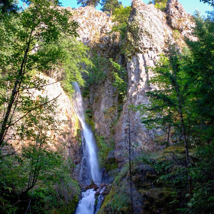 Chutes Hole-in-the-Wall