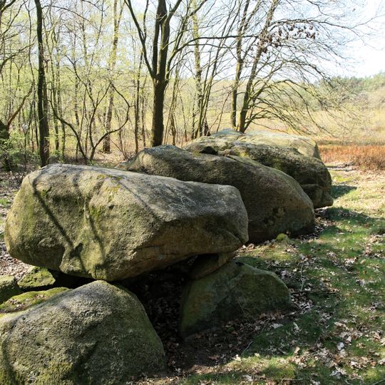 Großsteingrab Groß-Stavern 3