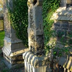 Cross Immediately South West Of Church Of St Margaret