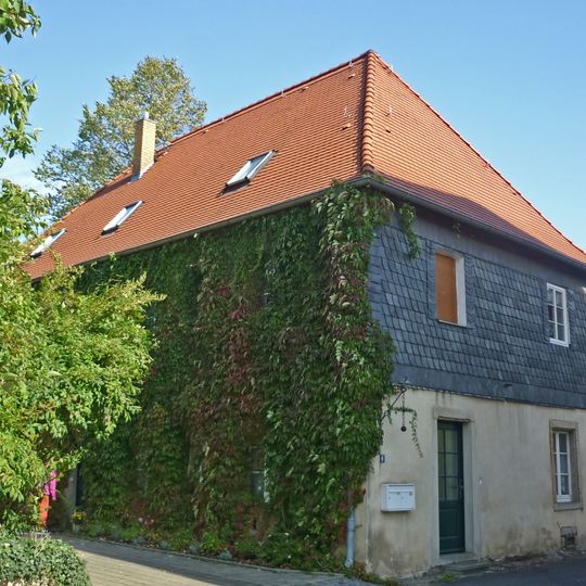 Wohnhaus in offener Bebauung An der Kirche 6