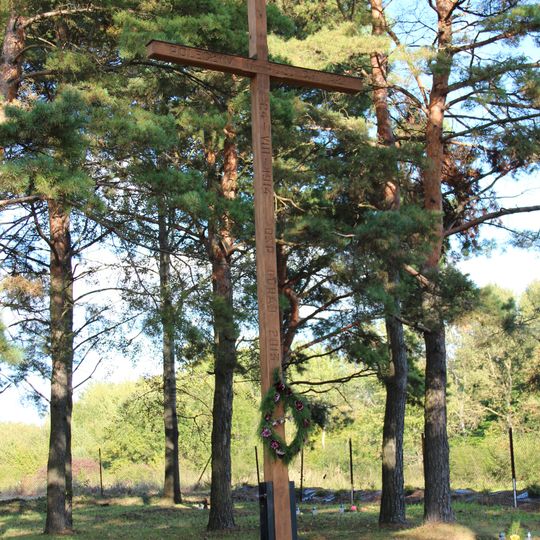 Zespół cmentarza wojennego z I wojny światowej