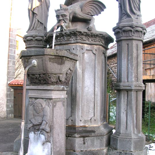 Fontaine-calvaire de Ponteix