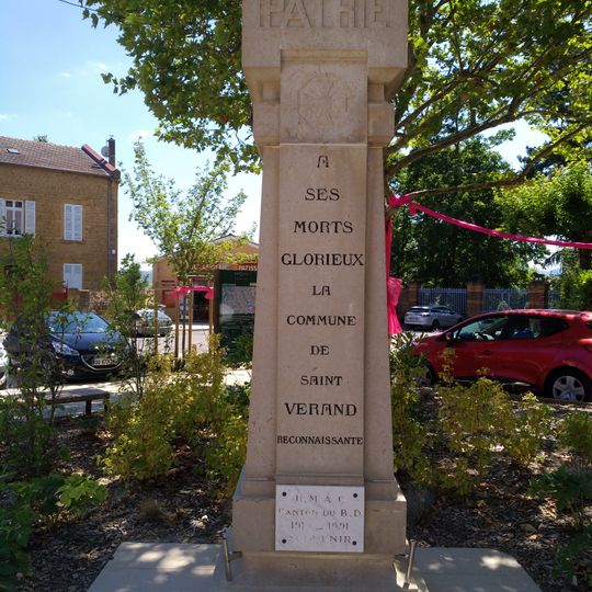 War memorial of Saint-Vérand