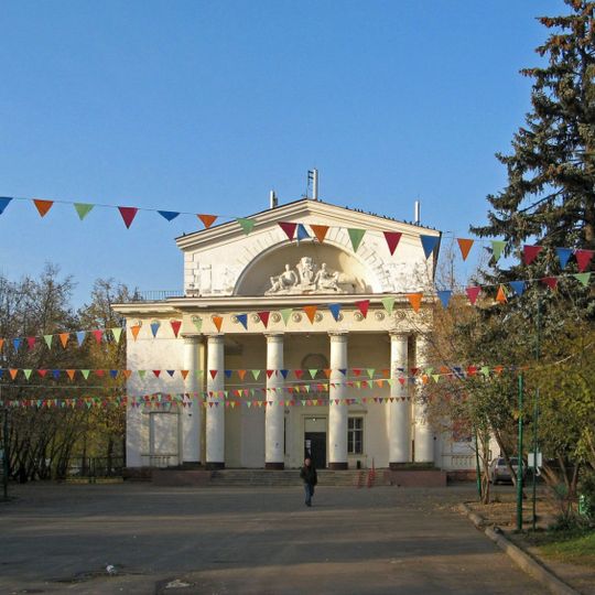 Измайловская площадь 1А