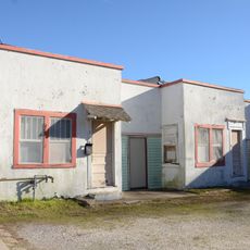 Cove Tourist Court