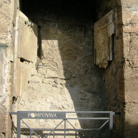 Casa di Popidio Montano