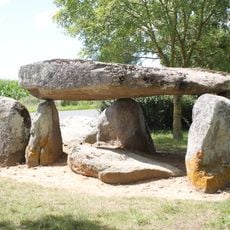 Dolmen de la Cour-du-Breuil