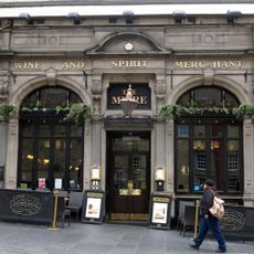 131 and 133 High Street, Edinburgh
