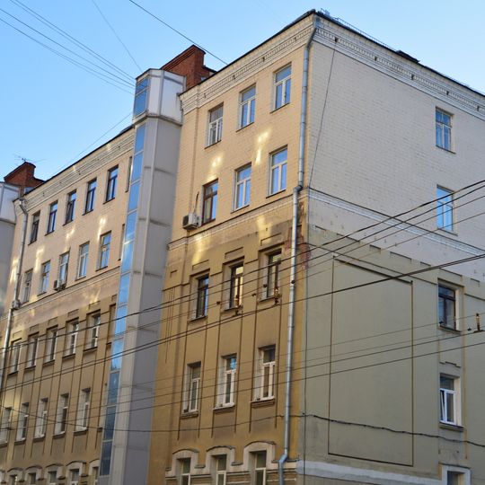 Petrovsko-Aleksandrovsky pension house for nobility - staff house