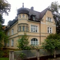 Villa Lipowskystraße 30