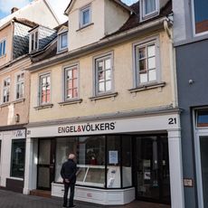 Wohn- und Geschäftshaus