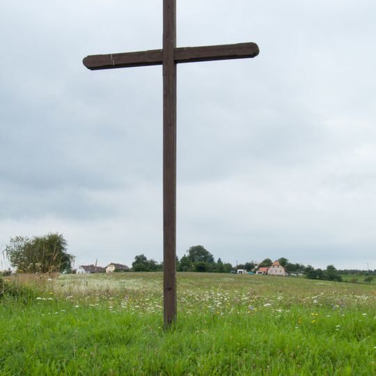 Kříž západně od Újezdu