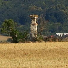Boží muka v poli mezi Trnovany a Ploskovicemi