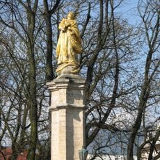 Mariánsky stĺp, socha