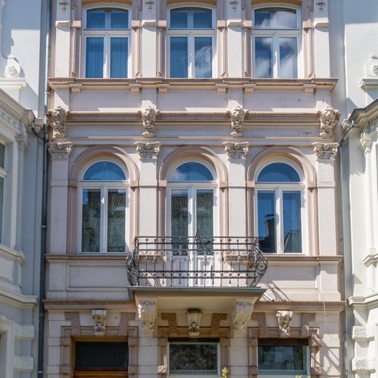 Johannes-Henry-Straße 3