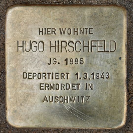 Stolperstein en memoria de Hugo Hirschfeld