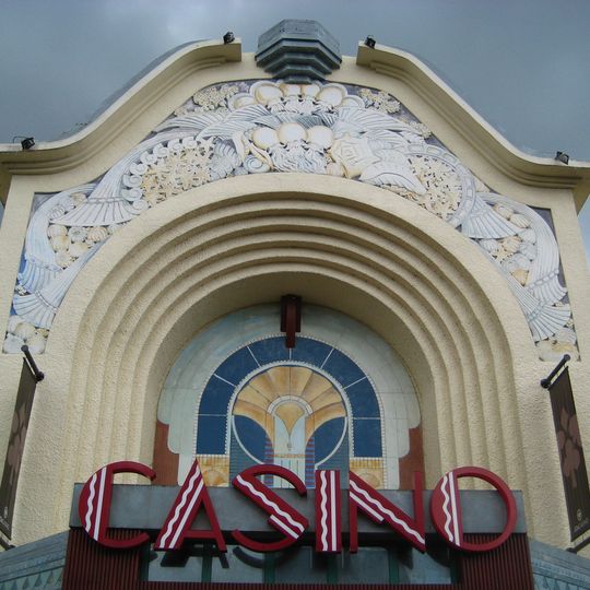 Casino de Saint-Aubin-sur-Mer