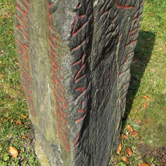 Gårdstångastenen 2