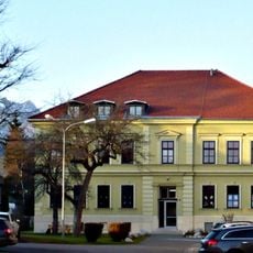 Franz-Jonas-Volksschule und Bodendenkmale