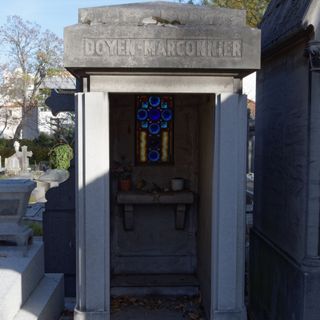 Grave of Doyen-Marconnier