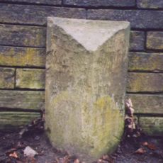 Milestone, Thornton Road; Thornton, west of Green Lane, almost opp. Blue Boar PH