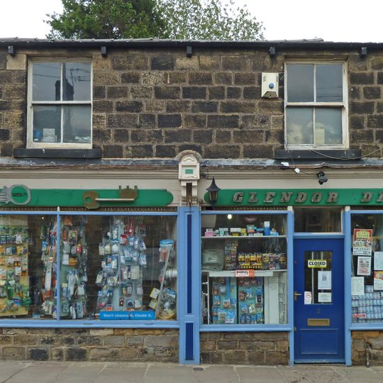 2 And 4, Weetwood Lane